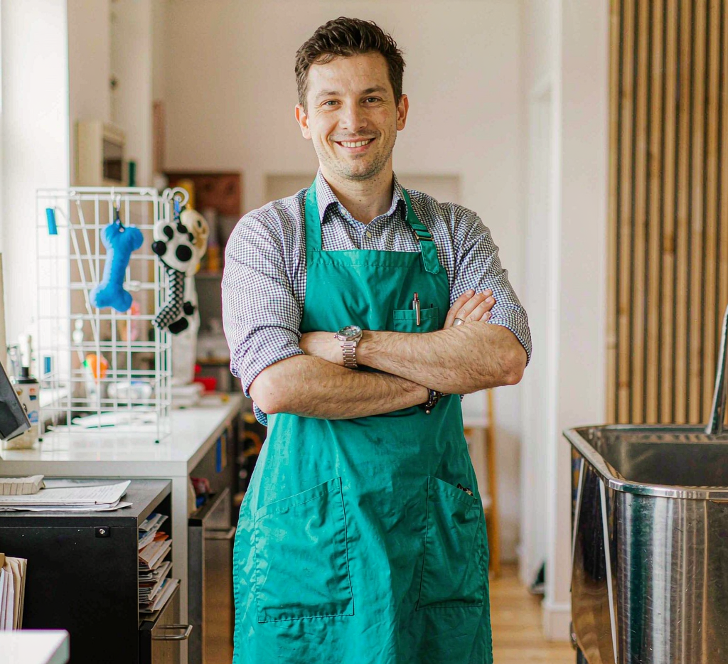 Marcus Reed, senior groomer
